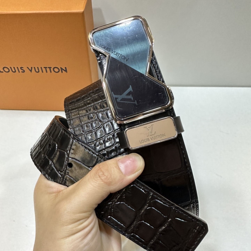 l**is V*t*n belts